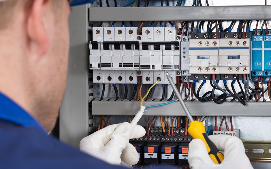 je recherche un électricien Montigny-lès-Cormeilles